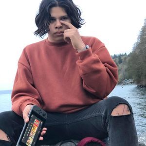 Meet your Posher, Maynor